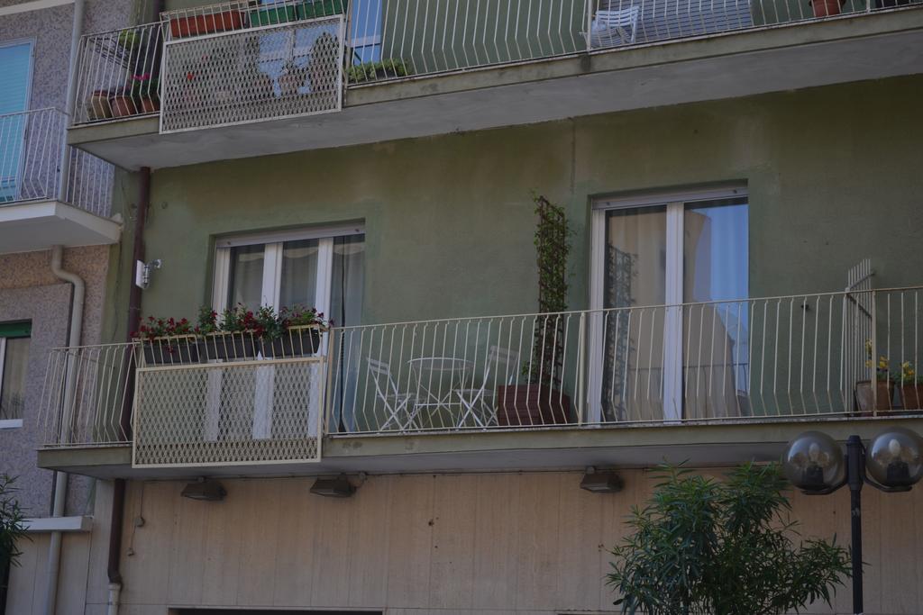 Hotel Domus Roma Matera Zewnętrze zdjęcie